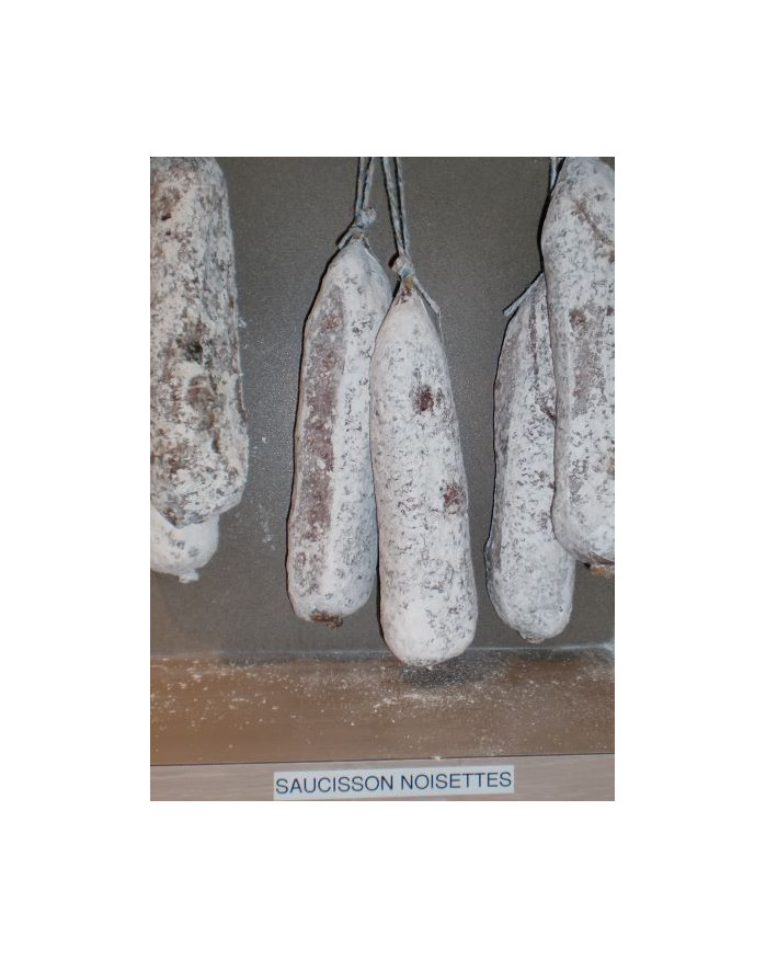 saucisson aux noisettes